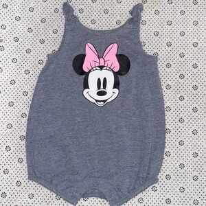 🛍 CUTE LITTLE GIRLS ROMPER SIZE 6 MONTHS 🛍